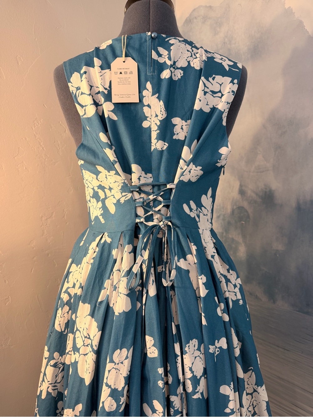 Sleeveless Teal Floral Midi Dress with Full Skirt Linen and Cotton Material 185 - Picture 6 of 16